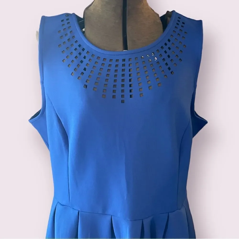 Apt. 9 | Women's Laser-Cut Fit & Flare Scuba Dress - Picture 4 of 8